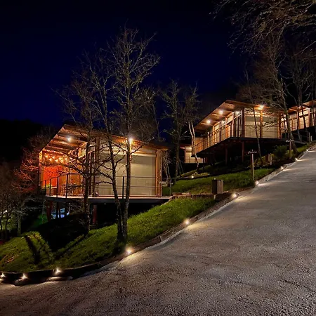 Casal Oseira مكان تخييم أورينس